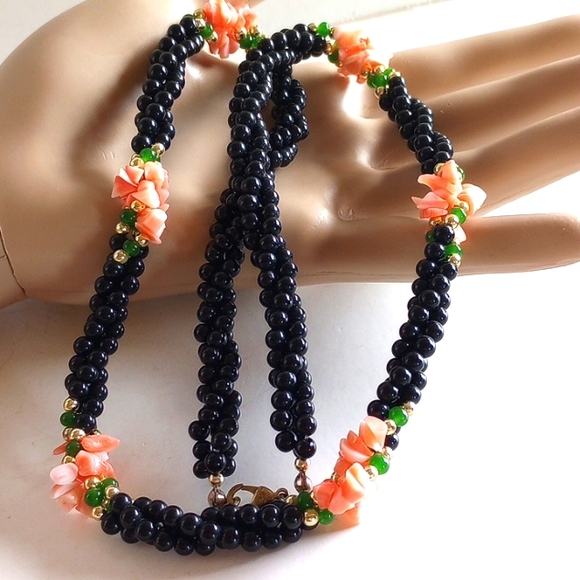 VINTAGE PINK ANGEL SKIN CORAL BLACK GREEN GLASS 3 STRANDS ROPE NECKLACE 22" LONG - Picture 2 of 8